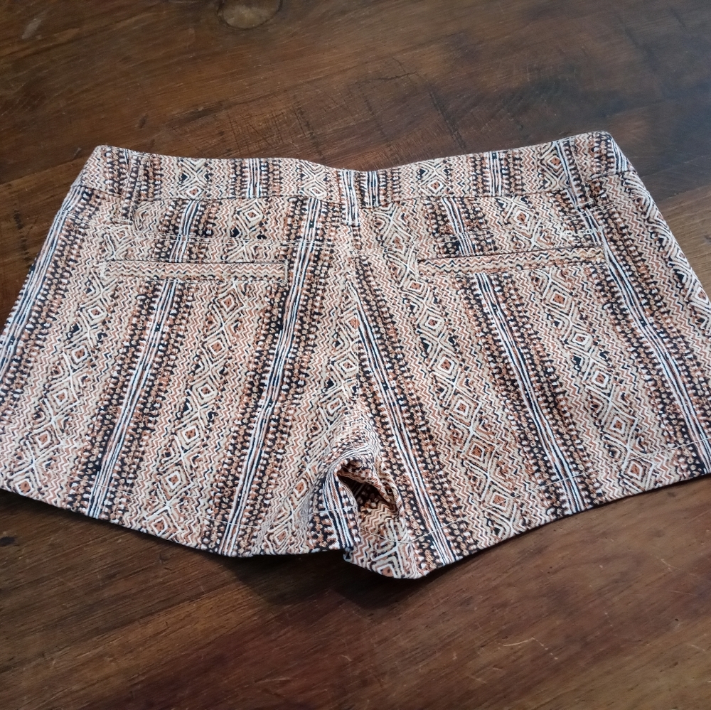 Volcom Short Shorts In Pattern Size 3 - image 7